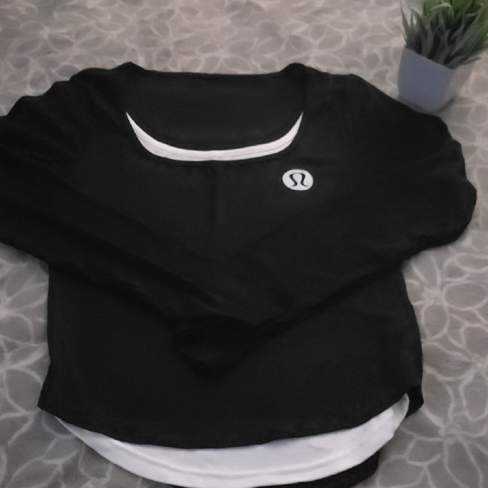 lululemon athletica Black and White Women's Crew Neck Sweater